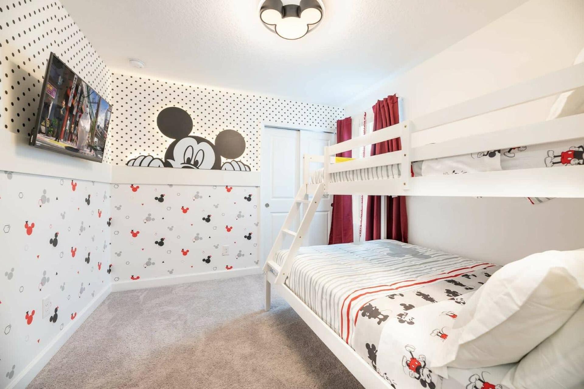 7988 Magical Vacation - 5 Bedrooms